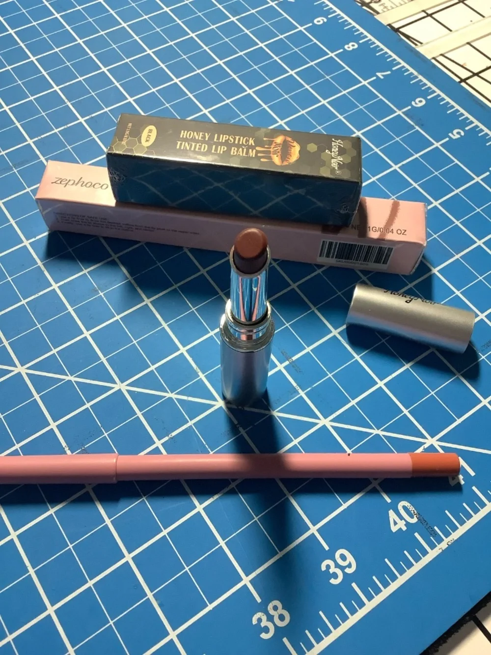 Honey Noir lipstick and liner NEW in package sealed.